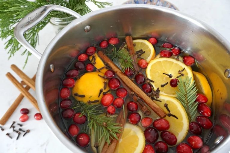 Simmering Potpourri Recipes to Make Your Home Smell Amazing